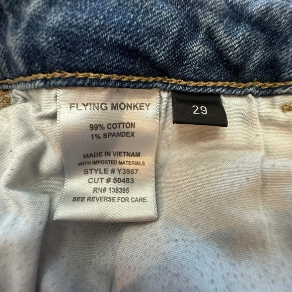 FLYING MONKEY BRAND MEDIUM WASH BLUE JEANS. SIZE 29. - Picture 5 of 9